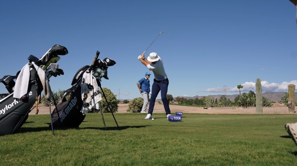 golfs